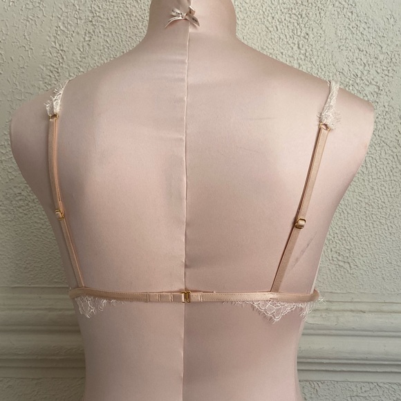 Lacey Victoria’s Secret Bralette size small - Picture 3 of 4